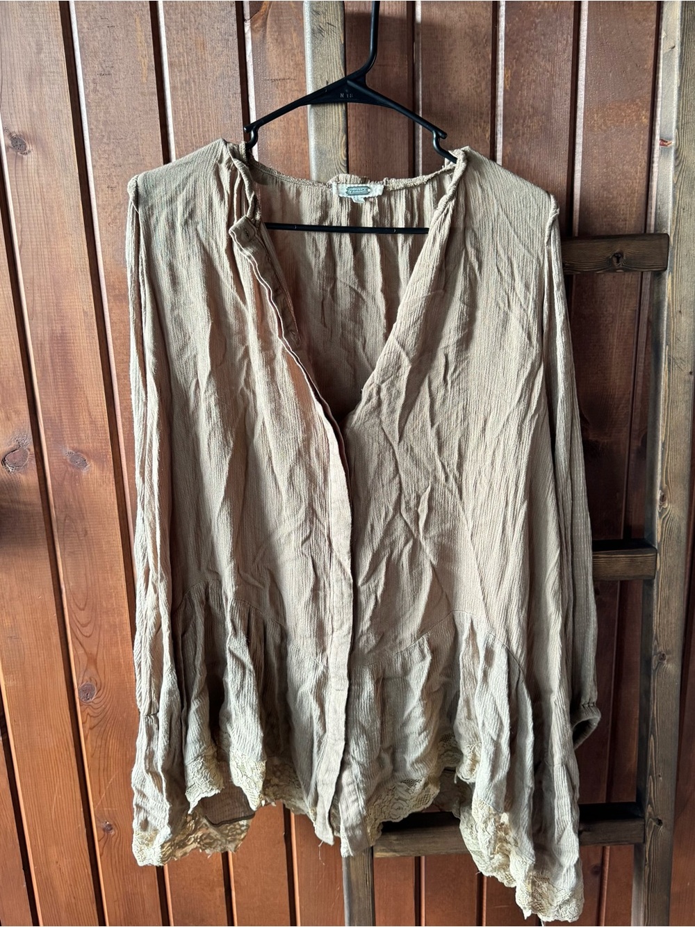 gimmicks by BKE Tan Peasant Blouse with Lace Hem